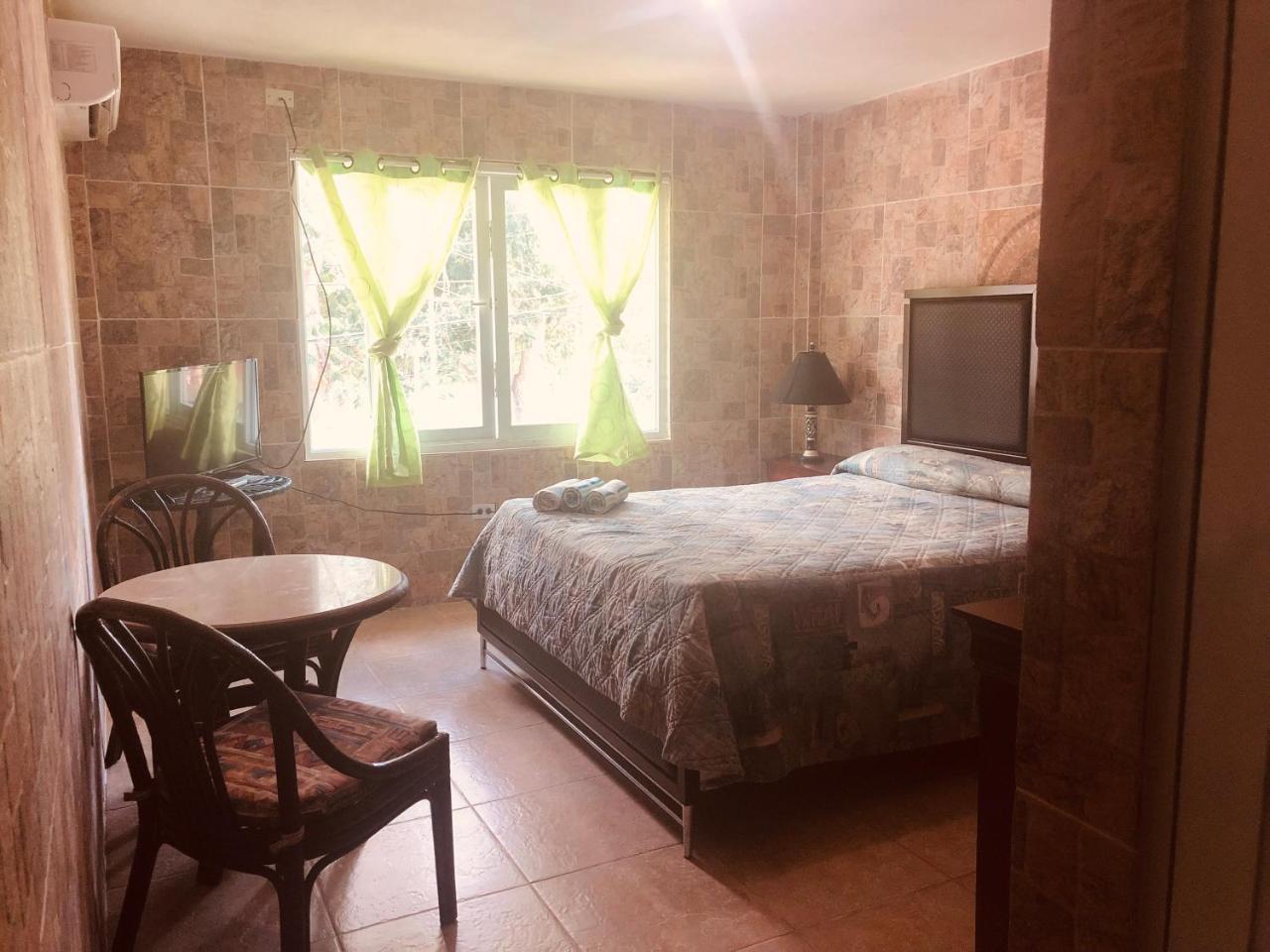 Hotel Colombus Агуада Екстериор снимка